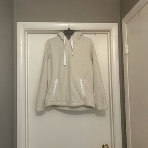 Abercrombie & Fitch Men's White Hoodie Sweater